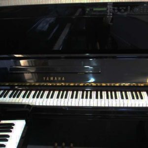 Piano Yamaha HQ300