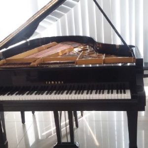 Jual piano yamaha c5